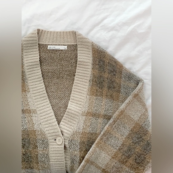 OAK + FORT Fuzzy Plaid Cardigan - Picture 4 of 4